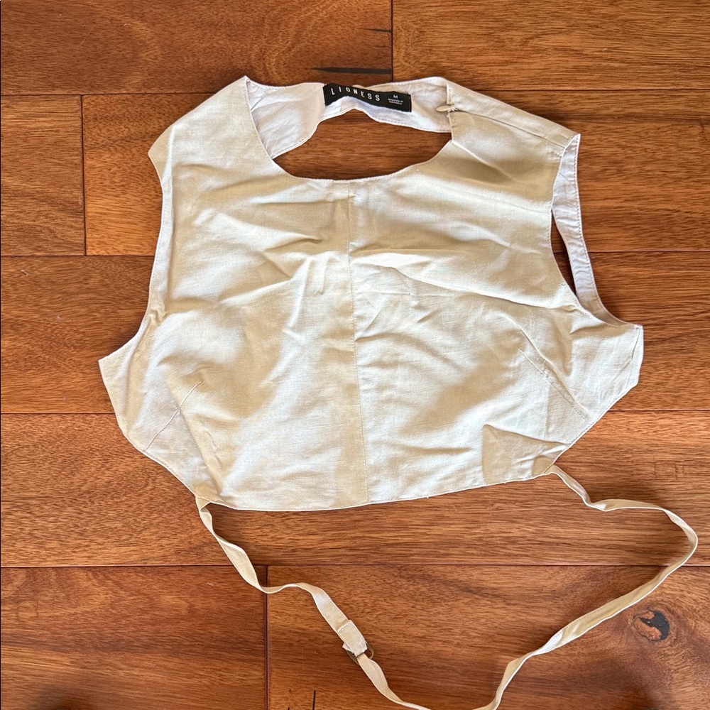 Lioness Cream Sleeveless Crop Top